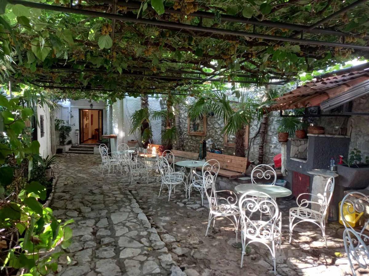 Heart Of Old Town Guesthouse Podgorica Exteriér fotografie